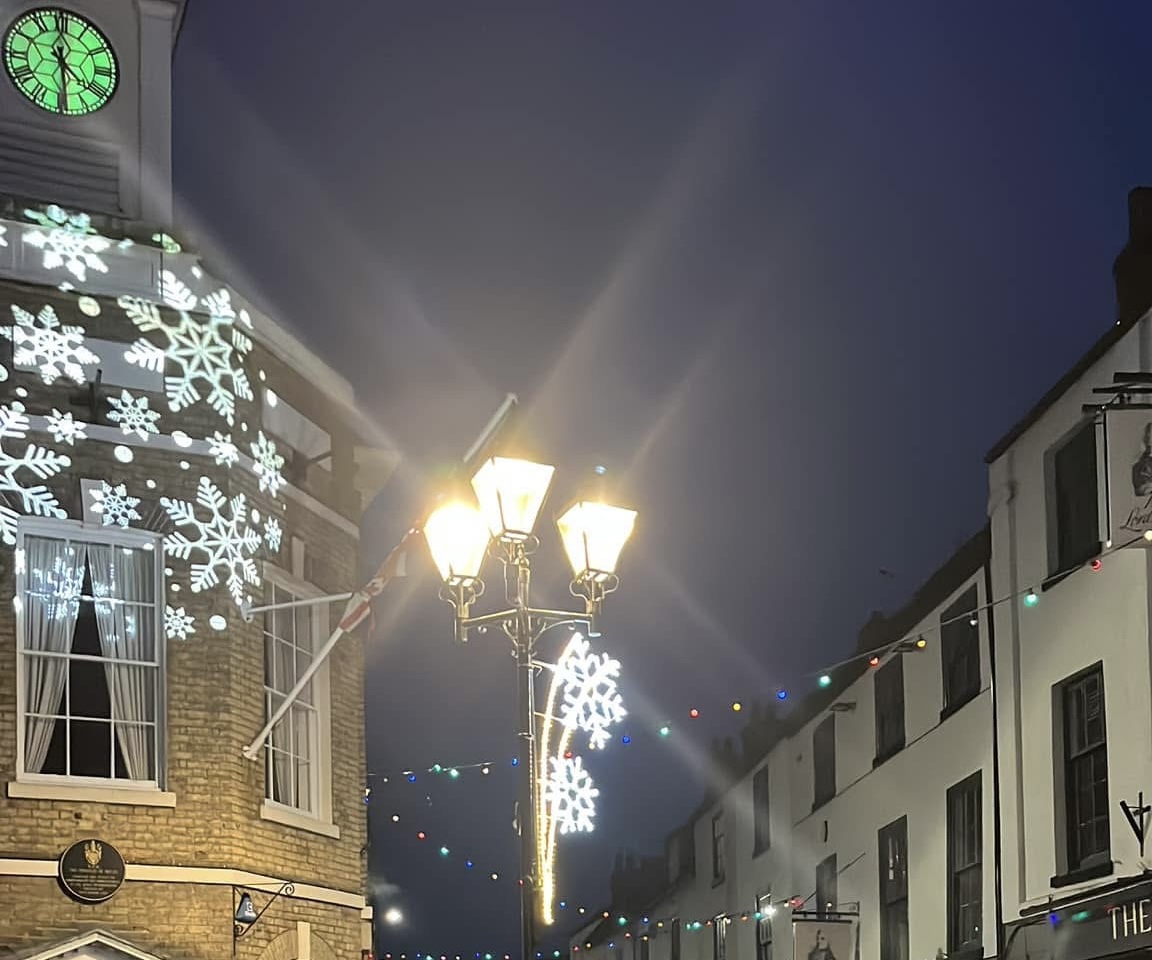 Brigg Christmas Market and Light Switch on